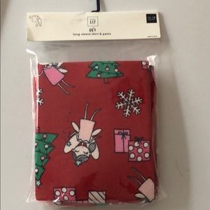 Baby Gap pjama set 12-18 month NWT msrp$26.95